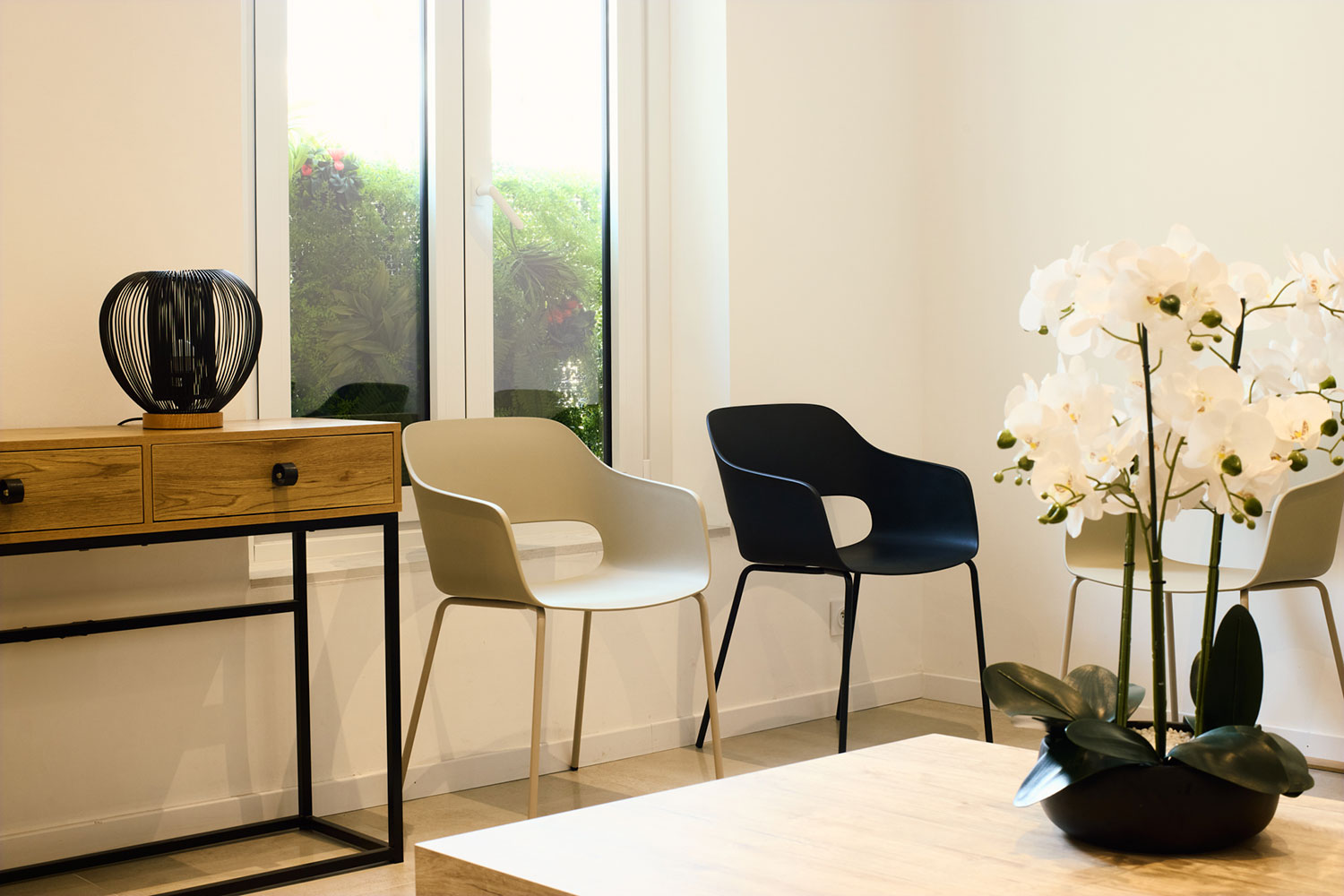 Salle-attente-Dr-Corallo-Dentiste-Monaco